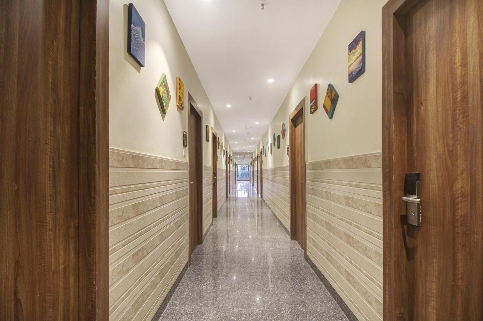 Townhouse Oak Sohotel Haora Экстерьер фото