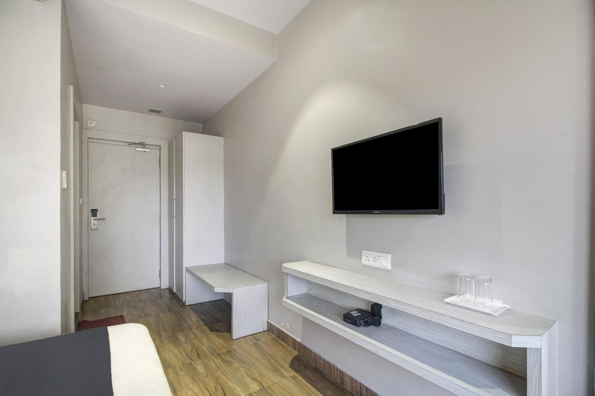 Townhouse Oak Sohotel Haora Экстерьер фото